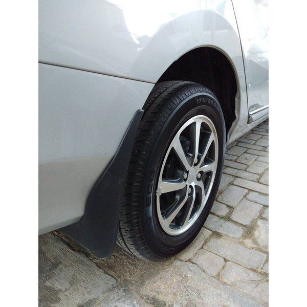 Mud Guard / Karpet Lumpur Toyota Calya